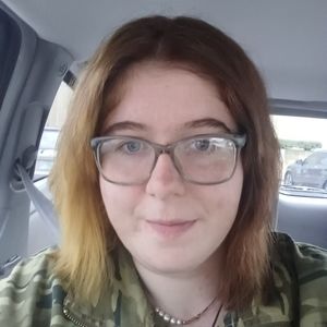 Meet your Posher, Clarissa